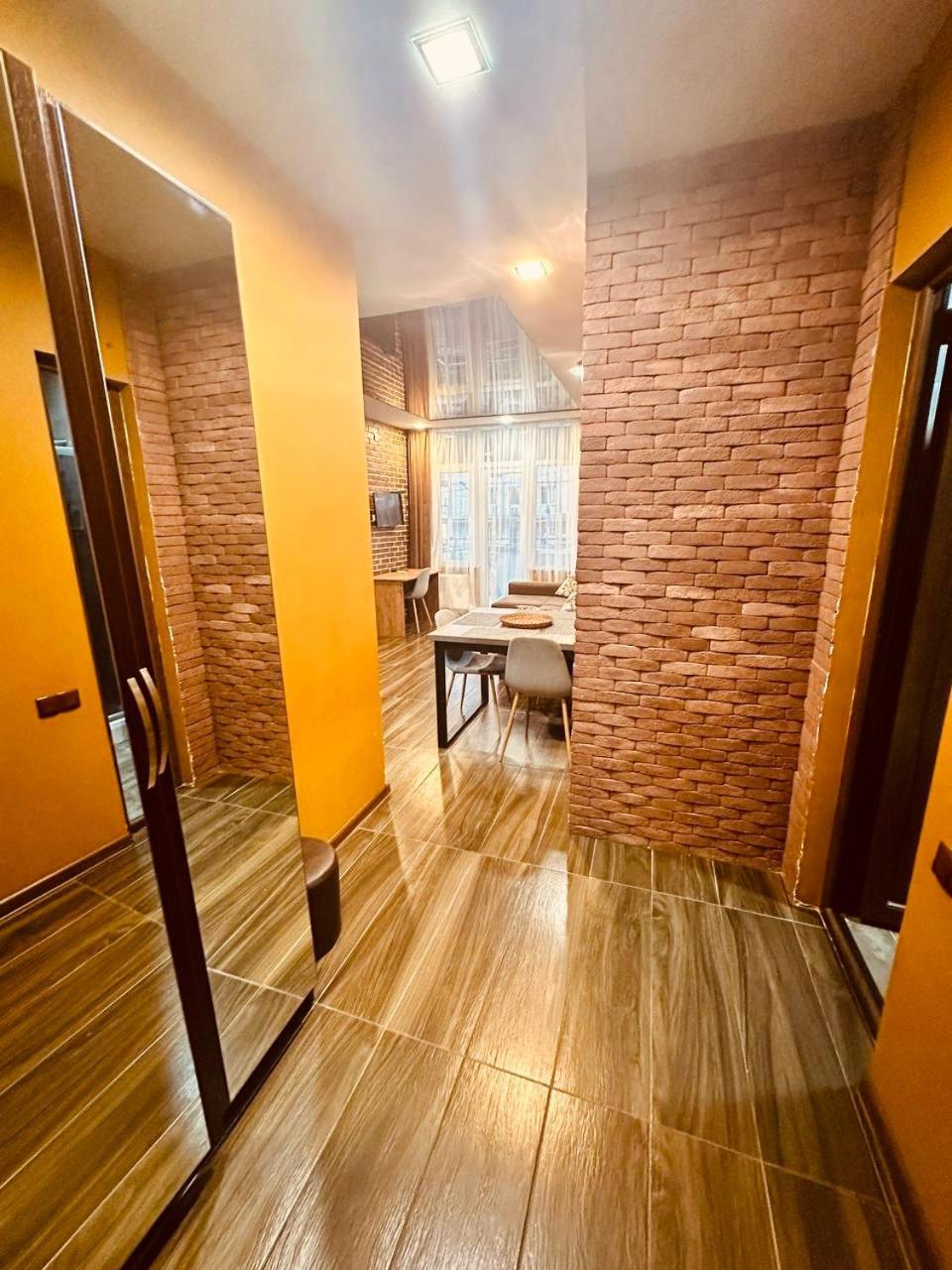 Marnika Apartment Batumi Eksteriør bilde
